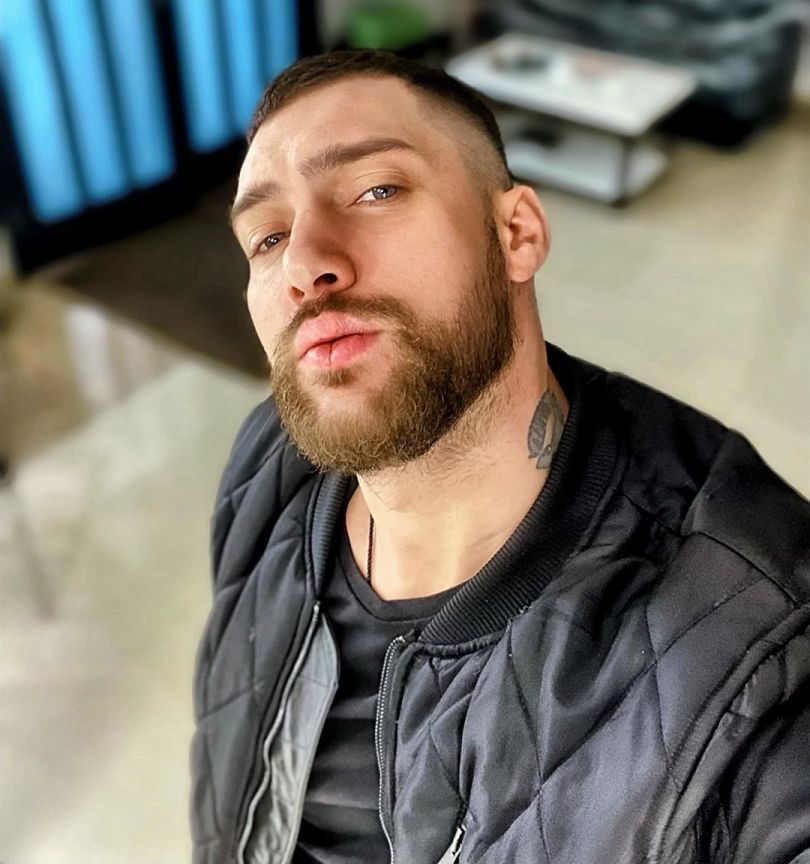 Олег Кензов